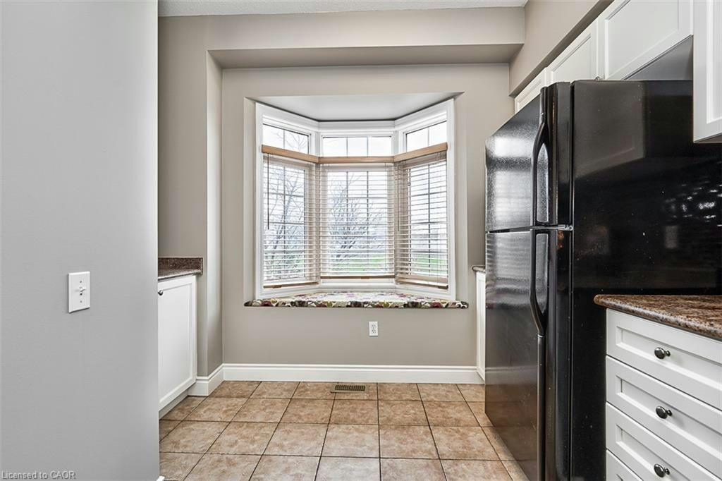 5-5080 Fairview Street, Burlington, ON, L7L 7E9 - 7