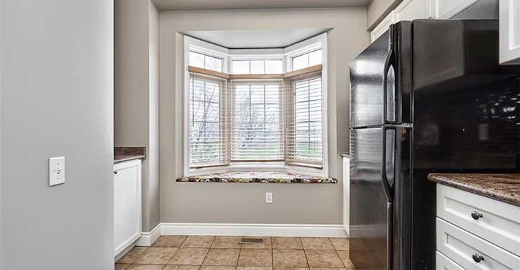 5-5080 Fairview Street, Burlington, ON, L7L 7E9 - 7