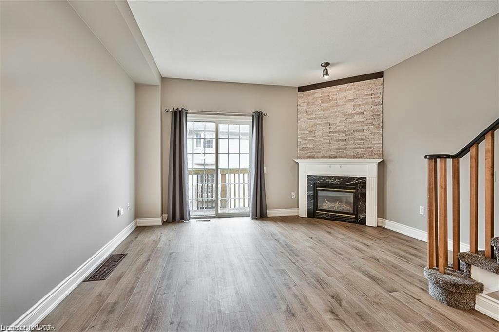 5-5080 Fairview Street, Burlington, ON, L7L 7E9 - 3