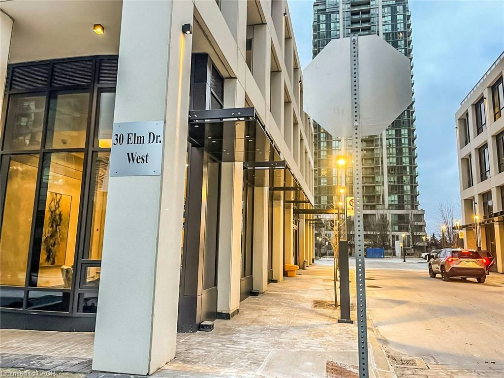 1906-30 Elm Drive W, Mississauga, ON, L5B 0N6