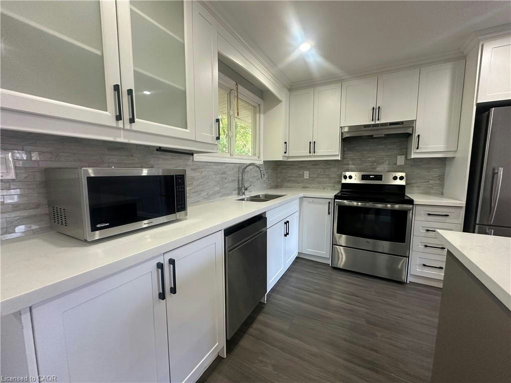Upper-16 Poplar Street, Norfolk County, ON, N3Y 1B2 - 3