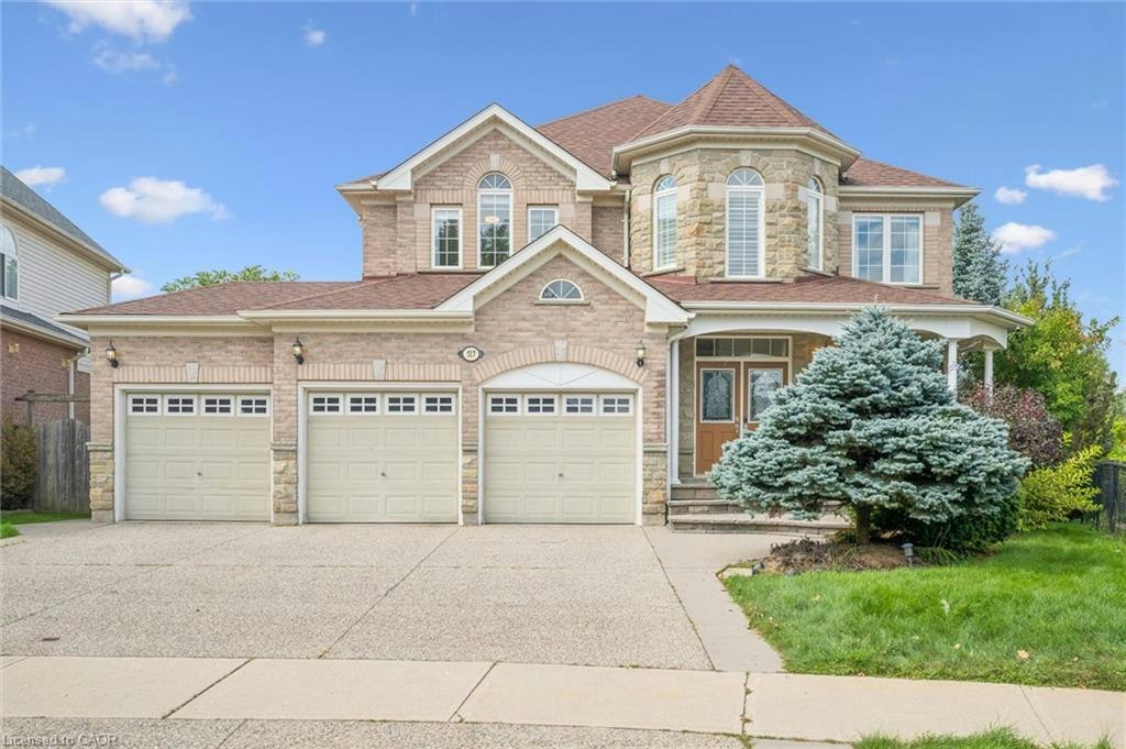 517 Topper Woods Crescent, Kitchener, ON, N2P 2Y4