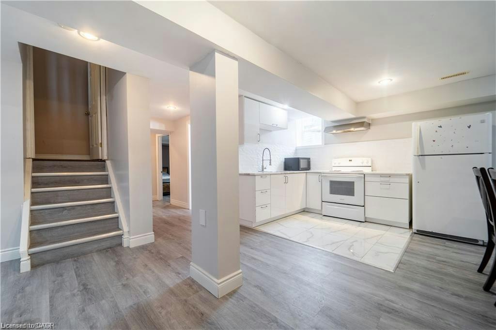Lower-49 Meadowlands Boulevard, Hamilton, ON, L9K 1H8 - 4