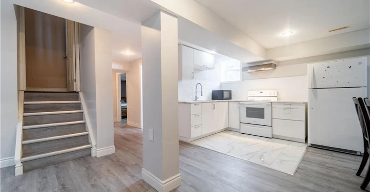 Lower-49 Meadowlands Boulevard, Hamilton, ON, L9K 1H8 - 4