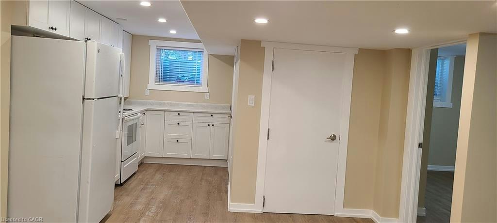 B-120 Elmwood Avenue, Cambridge, ON, N1R 4Y6 - 9