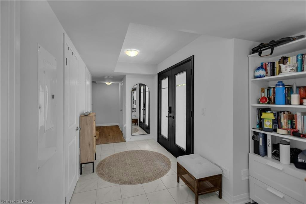 1118-585 Colborne Street, Brantford, ON, N3S 3M7 - 7