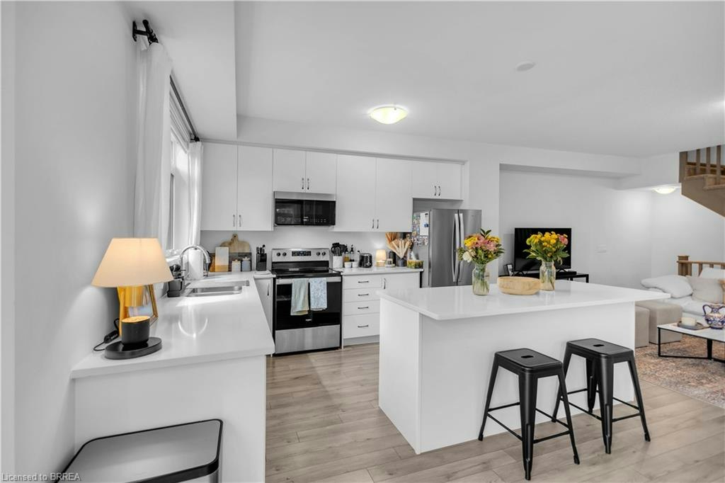 1118-585 Colborne Street, Brantford, ON, N3S 3M7 - 20