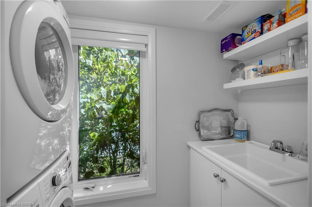 1118-585 Colborne Street, Brantford, ON, N3S 3M7 - 12