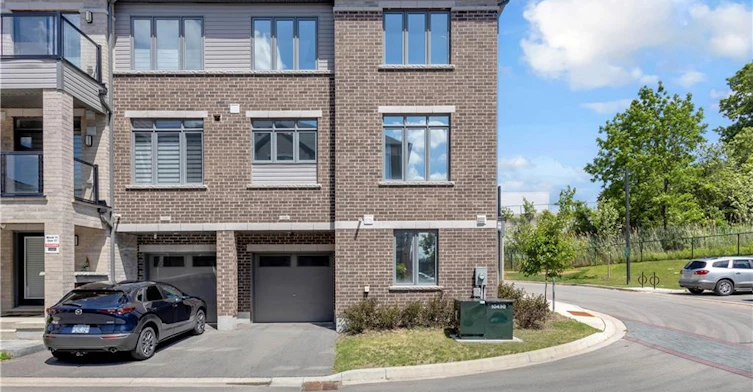1118-585 Colborne Street, Brantford, ON, N3S 3M7 - 3