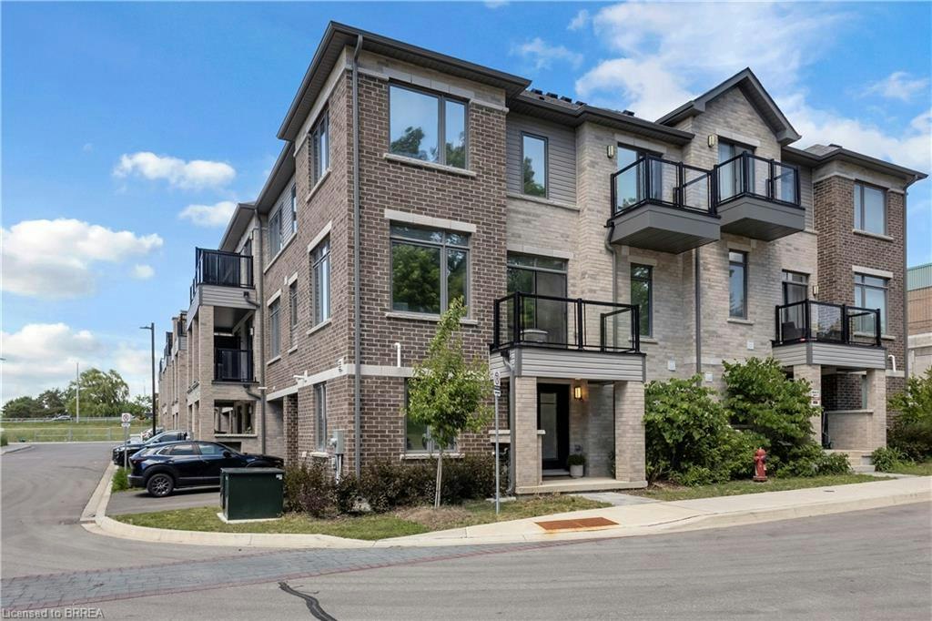 1118-585 Colborne Street, Brantford, ON, N3S 3M7 - 2