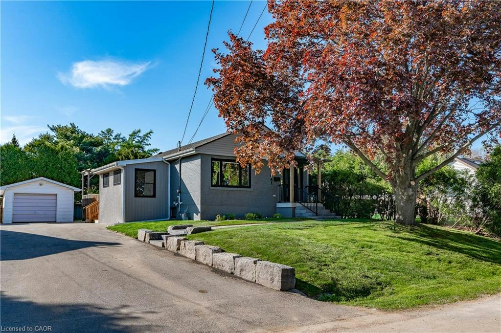 1041 Shepherd's Drive, Burlington, ON, L7T 3R4