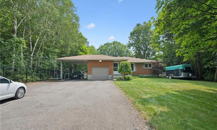 410 Avenue Road