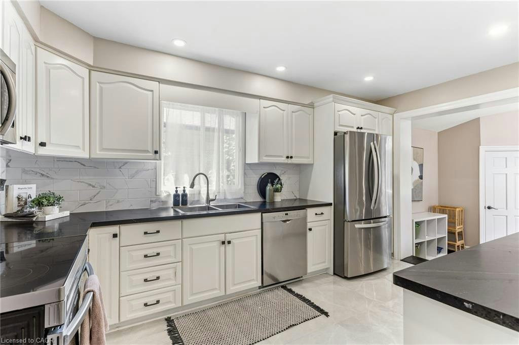 4512 Cedarbrook Lane, Lincoln, ON, L3J 0B2 - 10