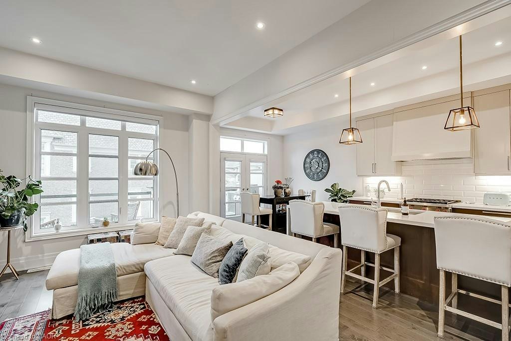 210 Dorval Drive, Oakville, ON, L6K 0G5 - 11
