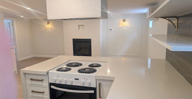 184 Plains Road E, Burlington, ON, L7T 2C3 - 4