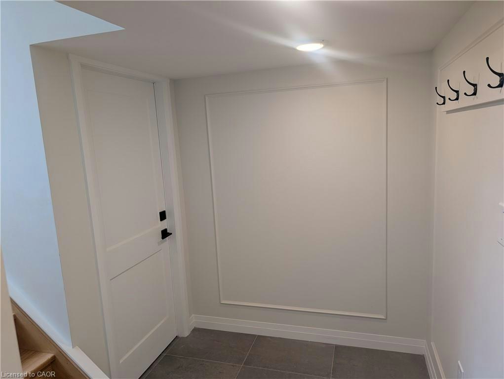 184 Plains Road E, Burlington, ON, L7T 2C3 - 17