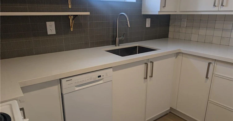 184 Plains Road E, Burlington, ON, L7T 2C3 - 6