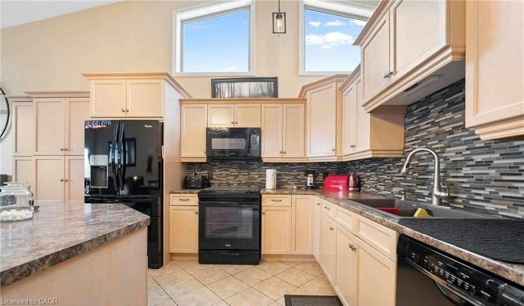 4015 Weinbrenner Road, Niagara Falls, ON, L2G 7X9 - 6