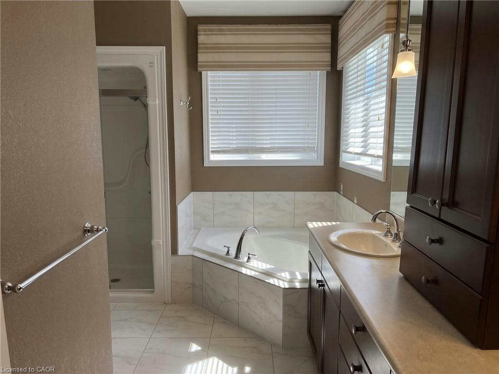 72 Blossomfield Crescent, Cambridge, ON, N1S 0A5 - 15