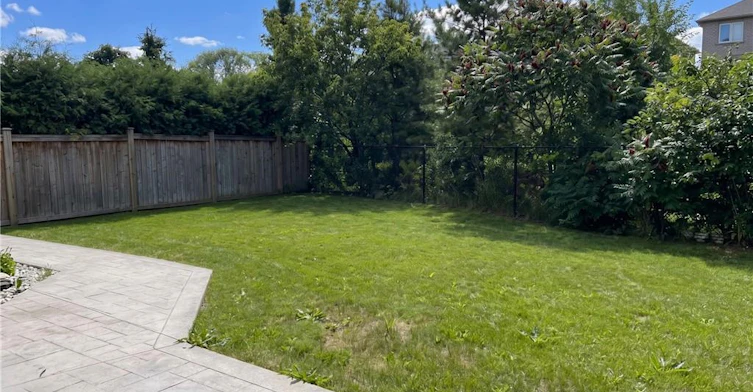 72 Blossomfield Crescent, Cambridge, ON, N1S 0A5 - 2