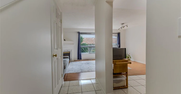 32-10 Cadham Boulevard, Hamilton, ON, L8W 3X6 - 6
