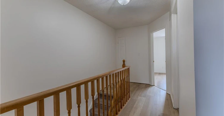 32-10 Cadham Boulevard, Hamilton, ON, L8W 3X6 - 9