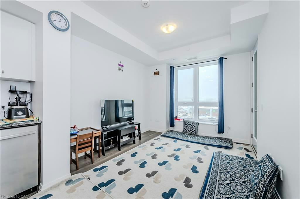 411-101 Golden Eagle Road, Waterloo, ON, N2V 1C3 - 6