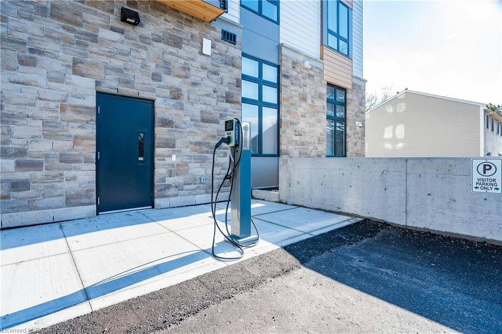 411-101 Golden Eagle Road, Waterloo, ON, N2V 1C3 - 37