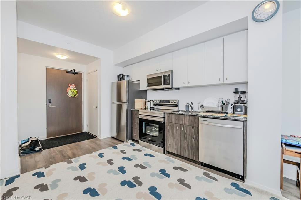 411-101 Golden Eagle Road, Waterloo, ON, N2V 1C3 - 4