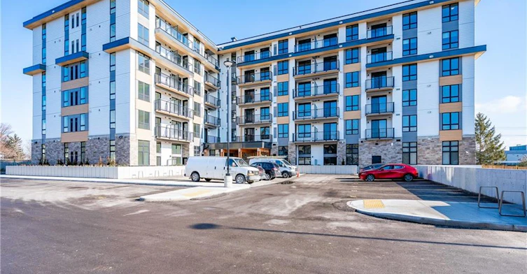 411-101 Golden Eagle Road, Waterloo, ON, N2V 1C3 - 22