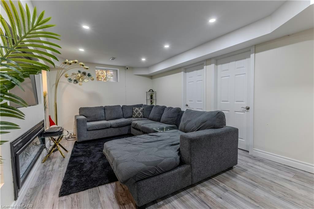 25-120 Vineberg Drive, Hamilton, ON, L8W 0B5 - 24