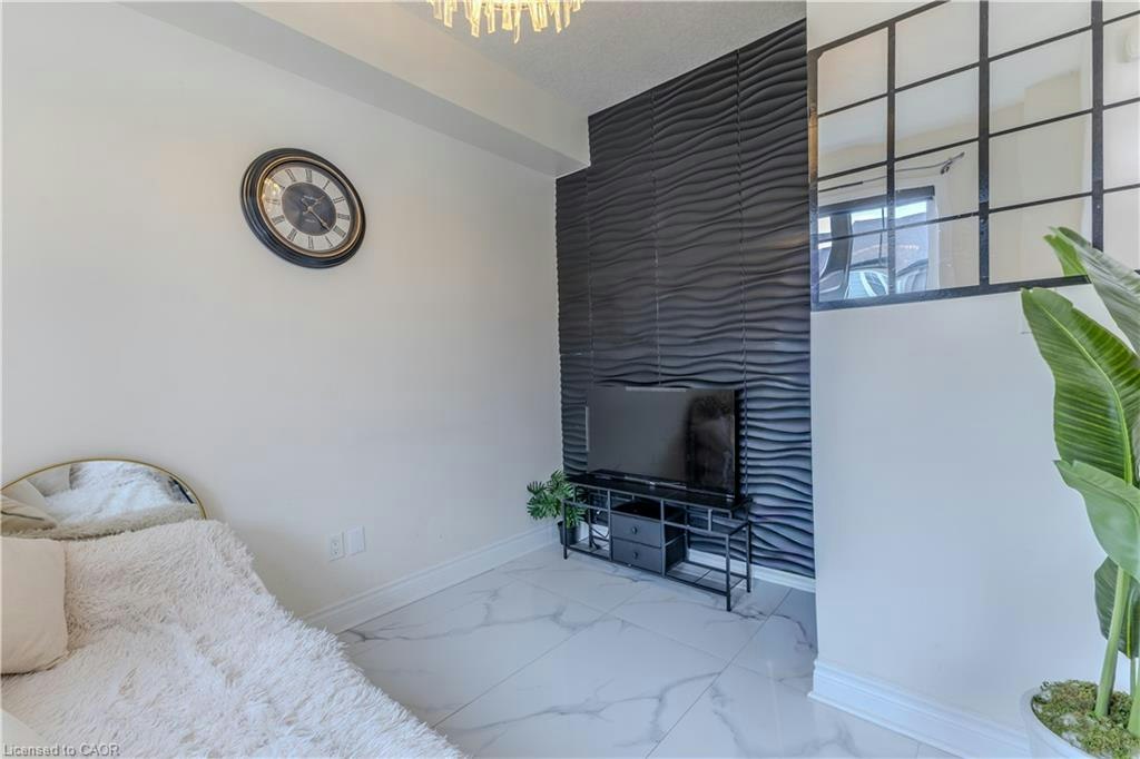 25-120 Vineberg Drive, Hamilton, ON, L8W 0B5 - 31