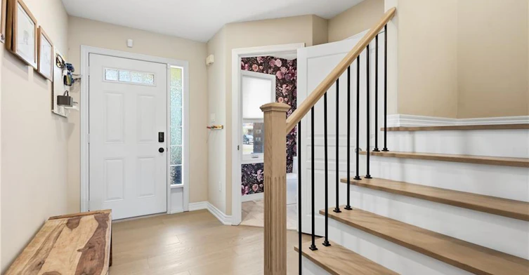 4480 Comfort Crescent, Lincoln, ON, L3J 1M2 - 4