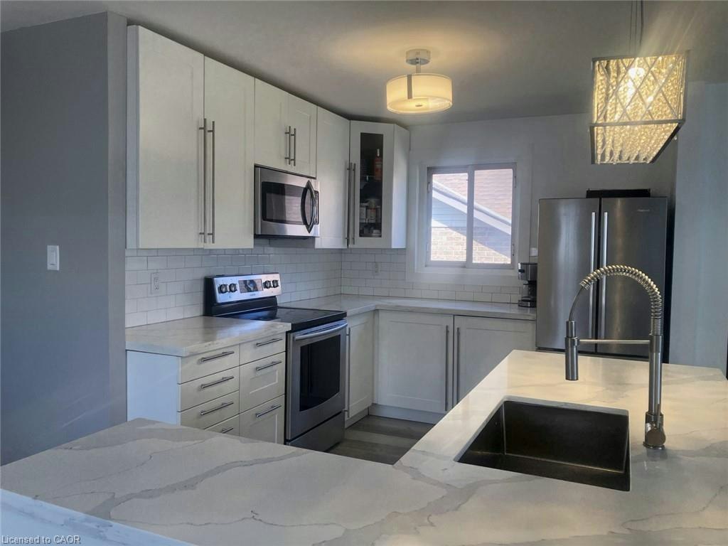Upper-17 Mellenby Street, Hamilton, ON, L8J 1E6 - 4