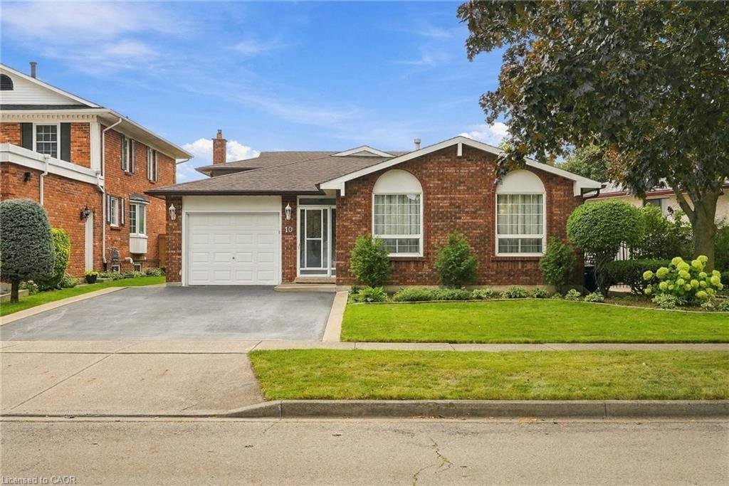10 Audubon Street N, Hamilton, ON, L8J 1P7