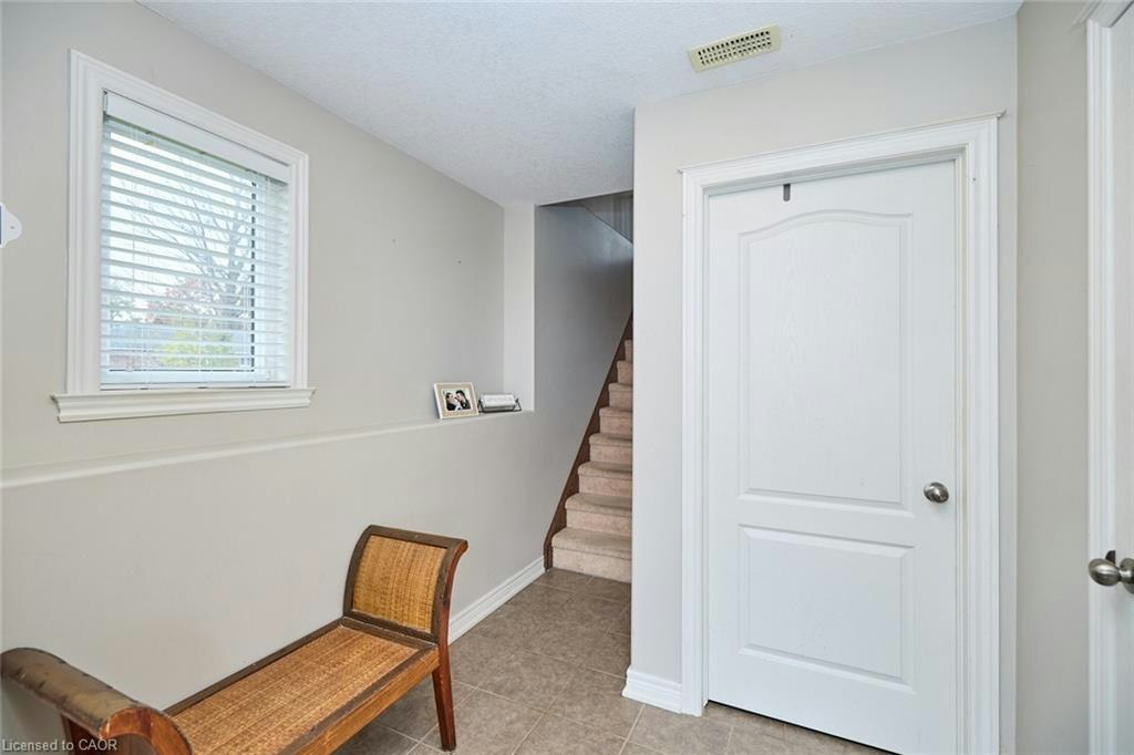 5052 Cassandra Drive, Lincoln, ON, L0R 1B7 - 5