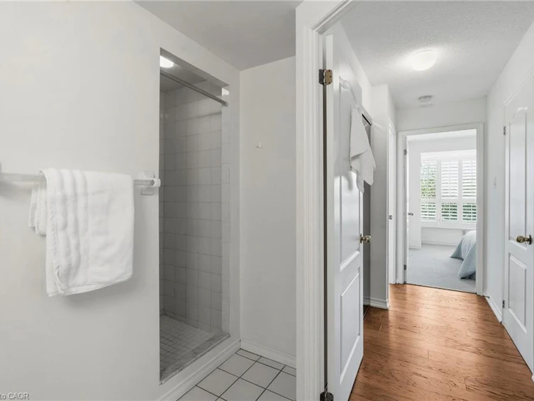 403-100 Millside Drive, Milton, ON, L9T 5E2 - 23