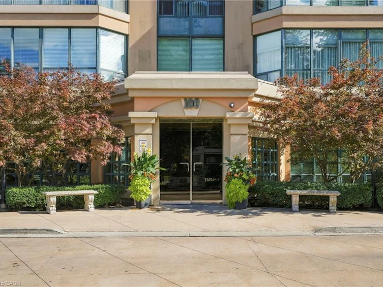 403-100 Millside Drive, Milton, ON, L9T 5E2 - 4