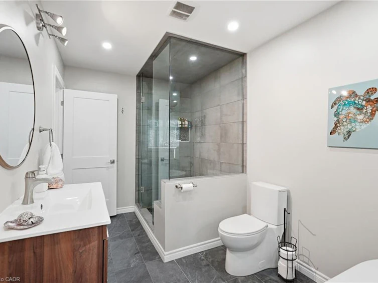 19 Concession 5 E, Hamilton, ON, L8B 1K4 - 19