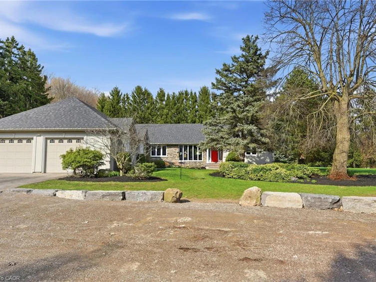 19 Concession 5 E, Hamilton, ON, L8B 1K4 - 2