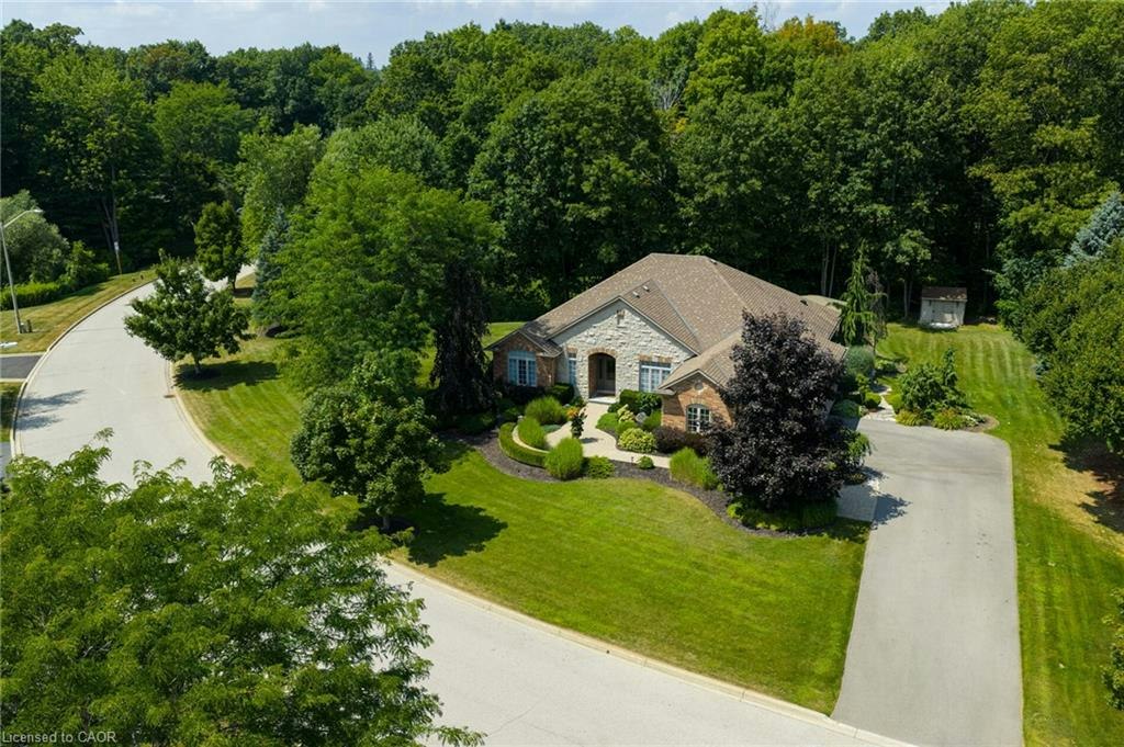 32 Parkshore Place, Hamilton, ON, L0R 1H1