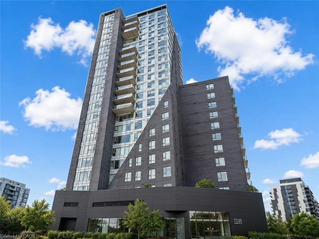 802-158 King Street N, Waterloo, ON, N2H 4Y7