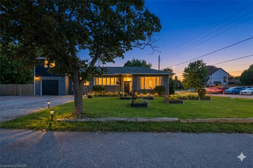 2180 Dixie Road, Mississauga, ON, L4Y 1Z3
