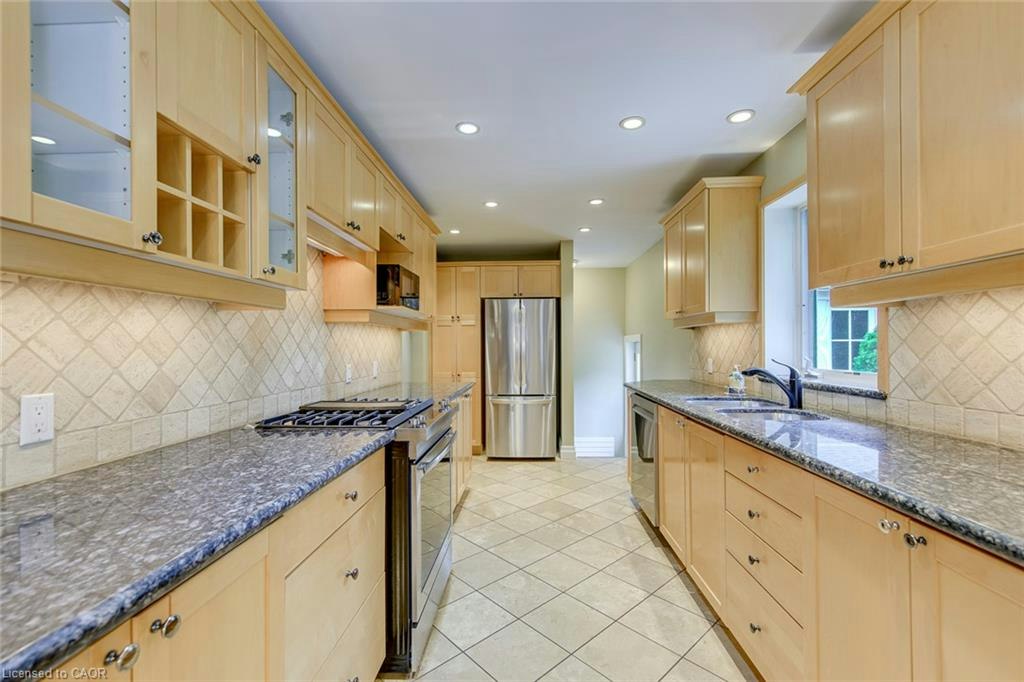 281 Pinehurst Drive, Oakville, ON, L6J 4X2 - 12