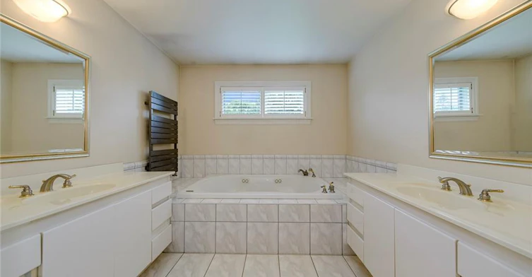 281 Pinehurst Drive, Oakville, ON, L6J 4X2 - 23
