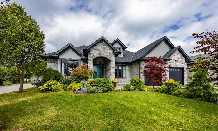 149 New Lakeshore Road