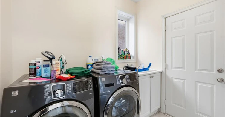 Main & Upper-97 Narbonne Crescent, Hamilton, ON, L8J 0J6 - 16