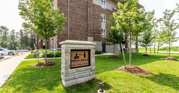 304-456 Lorne Avenue, Stratford, ON, N5A 6S4 - 40