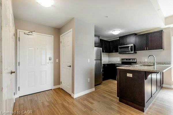 304-456 Lorne Avenue, Stratford, ON, N5A 6S4 - 9