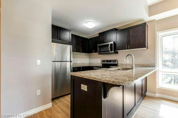 304-456 Lorne Avenue, Stratford, ON, N5A 6S4 - 17